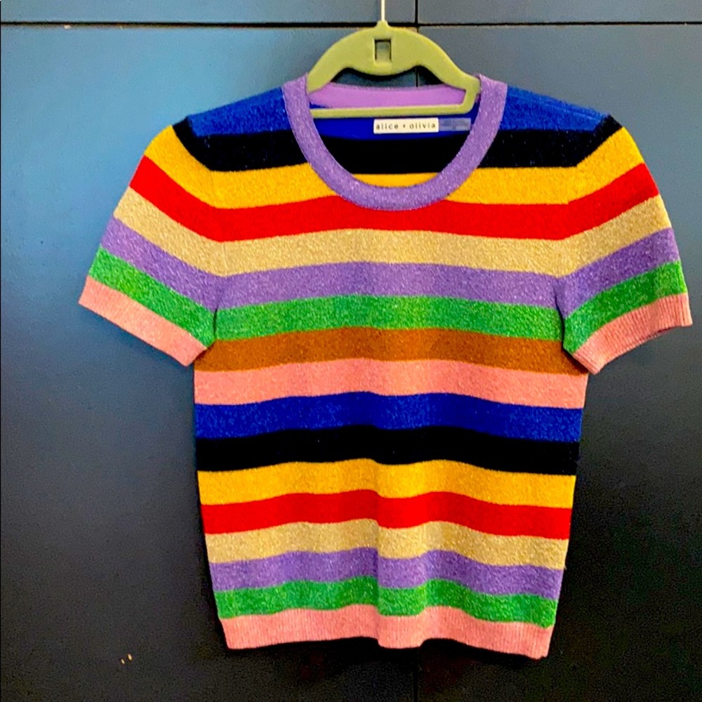 Multi color tee